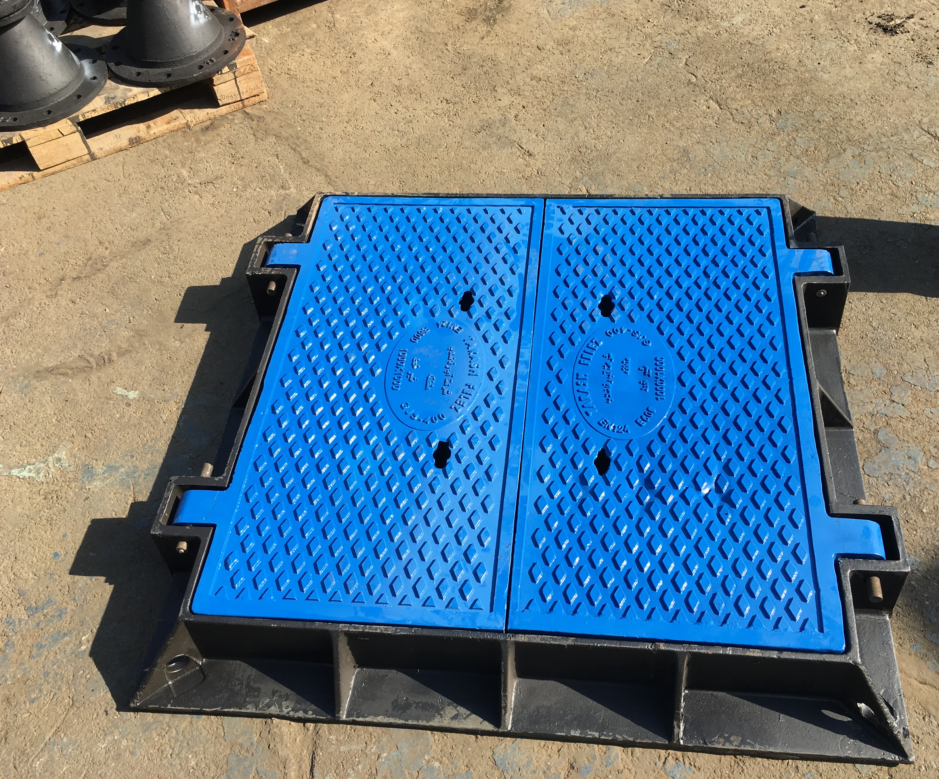 Manhole cover
