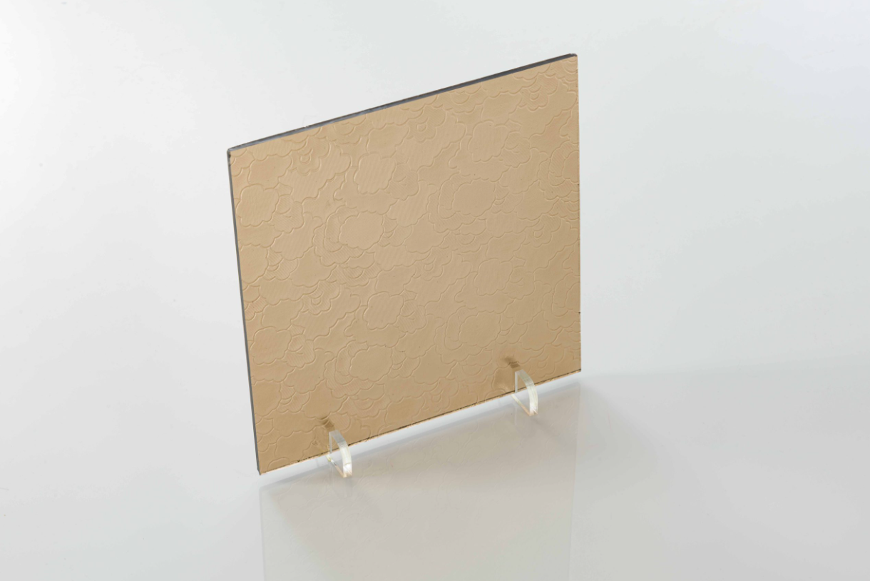Karatachi bronze glass