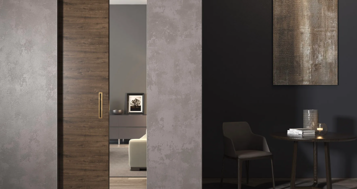 Flat door surface