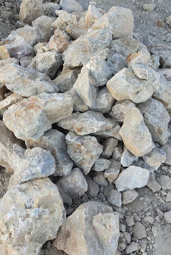 50% CaF₂ Raw Fluorspar (Calcium Fluoride) – 10–200MM Particle Size for Beneficiation & Industrial Processing