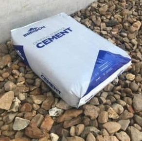 Plastic packaging for cement and plaster