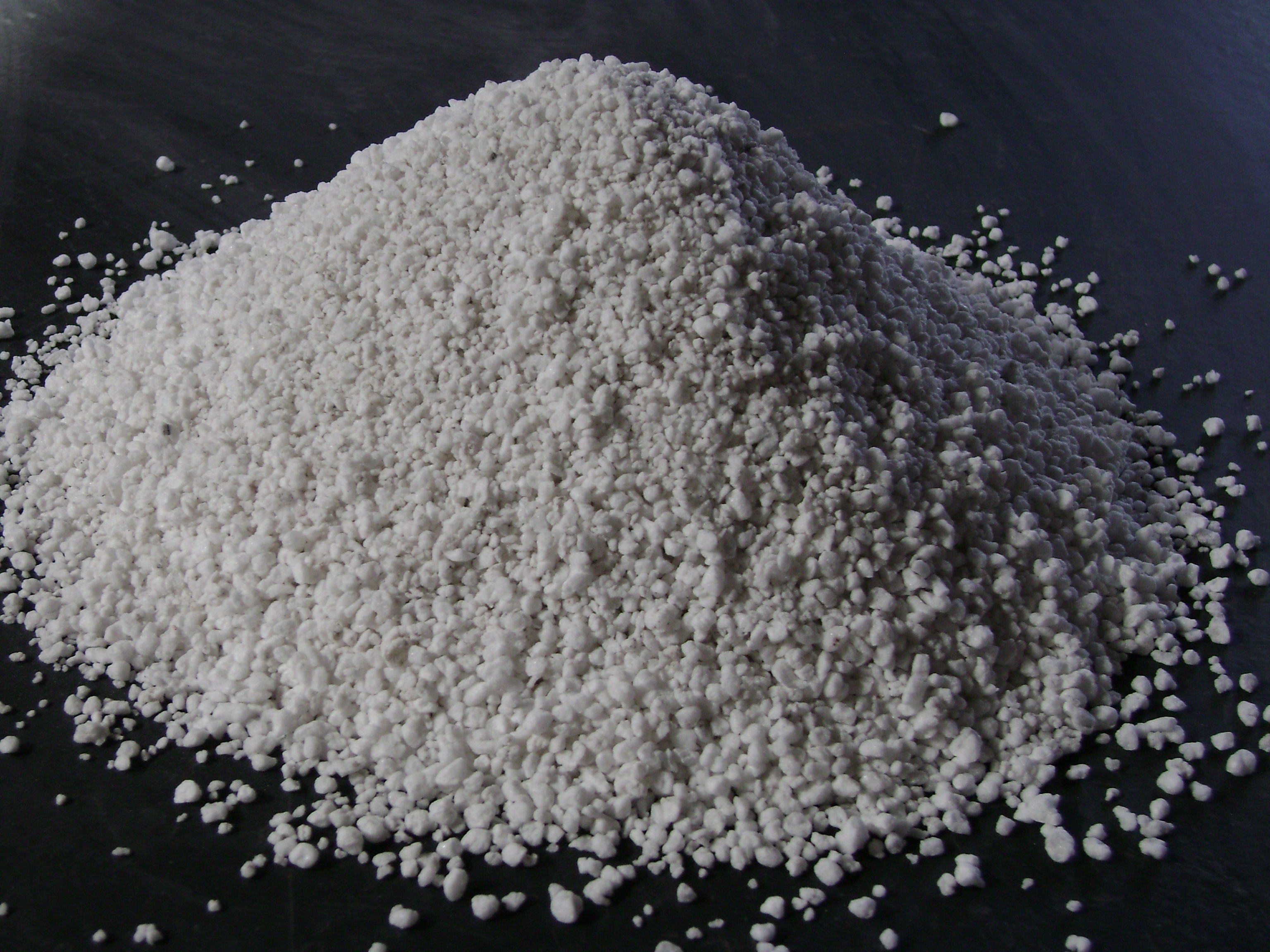 Paint-Grade Expanded Perlite Mineral Additive for Paint and Coating Formulations