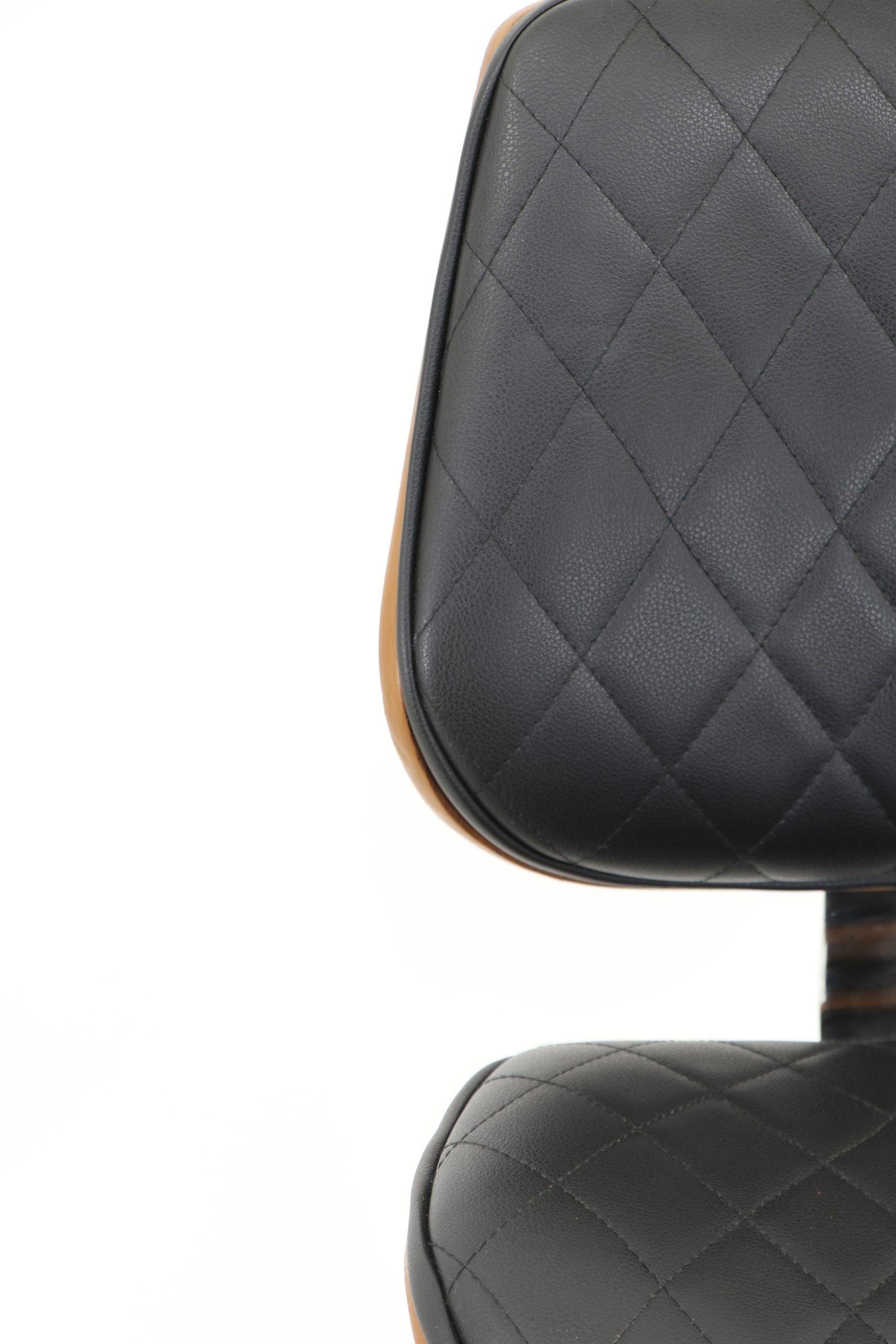 Open Jack Chair Model 2032 with Diamond Stitching - Hydraulic Height Adjustable Bar & Island Chair