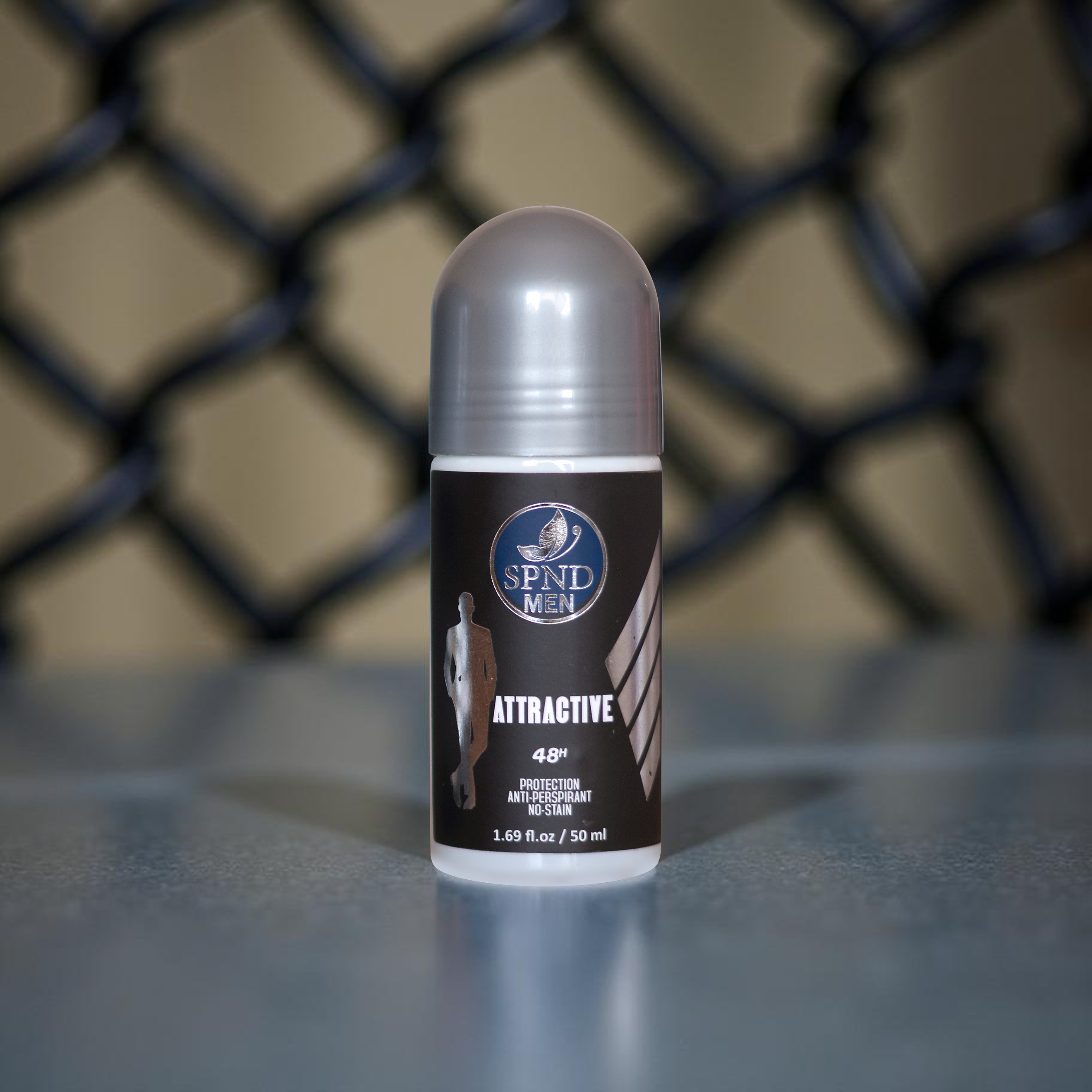 EN: SPND Men Attractive Anti-Perspirant Roll-On 48h Protection