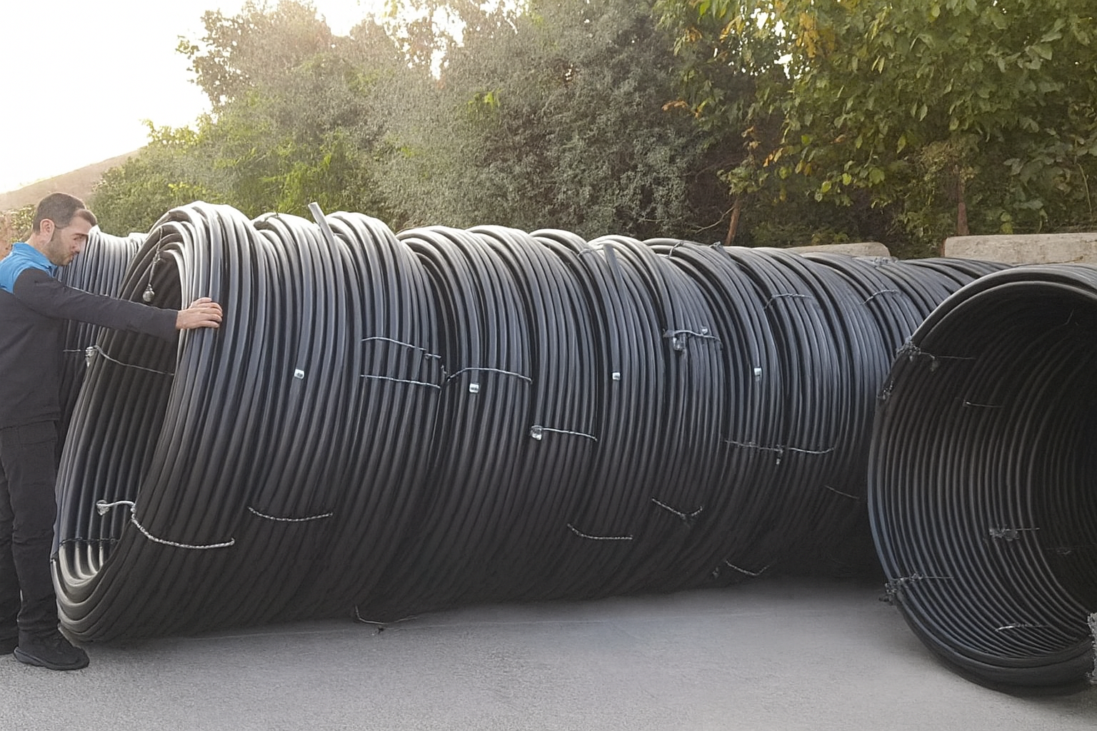 HDPE Water Supply Pipes (Polyethylene Pipes for Water Distribution)
