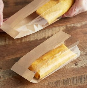 Plastic sandwich packaging