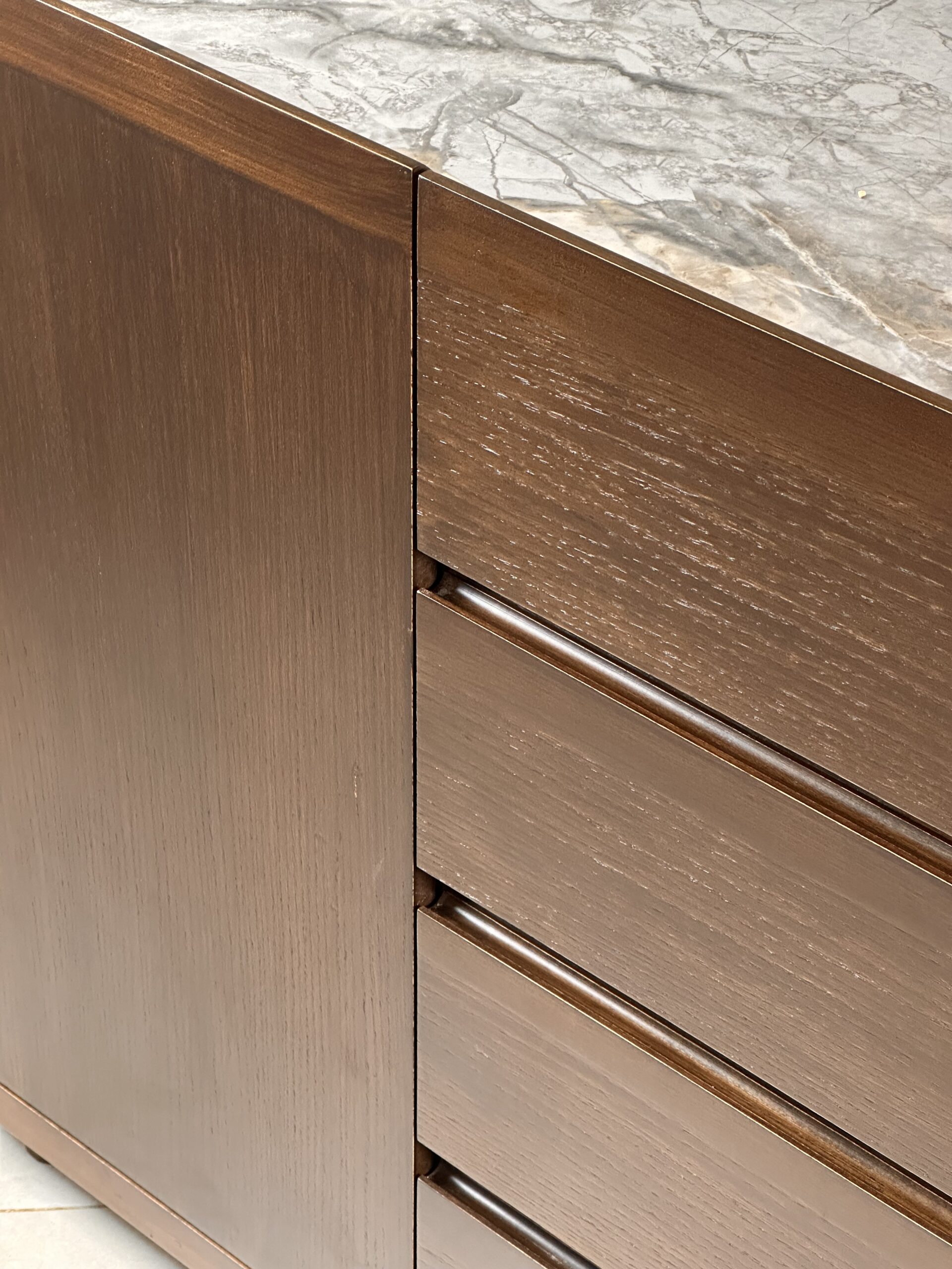 Zed Design Comfort Ceramic Console with Natural Oak Veneer Cabinet & Ceramic Slab Top