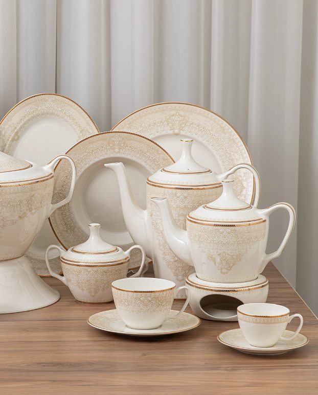 Porcelain service