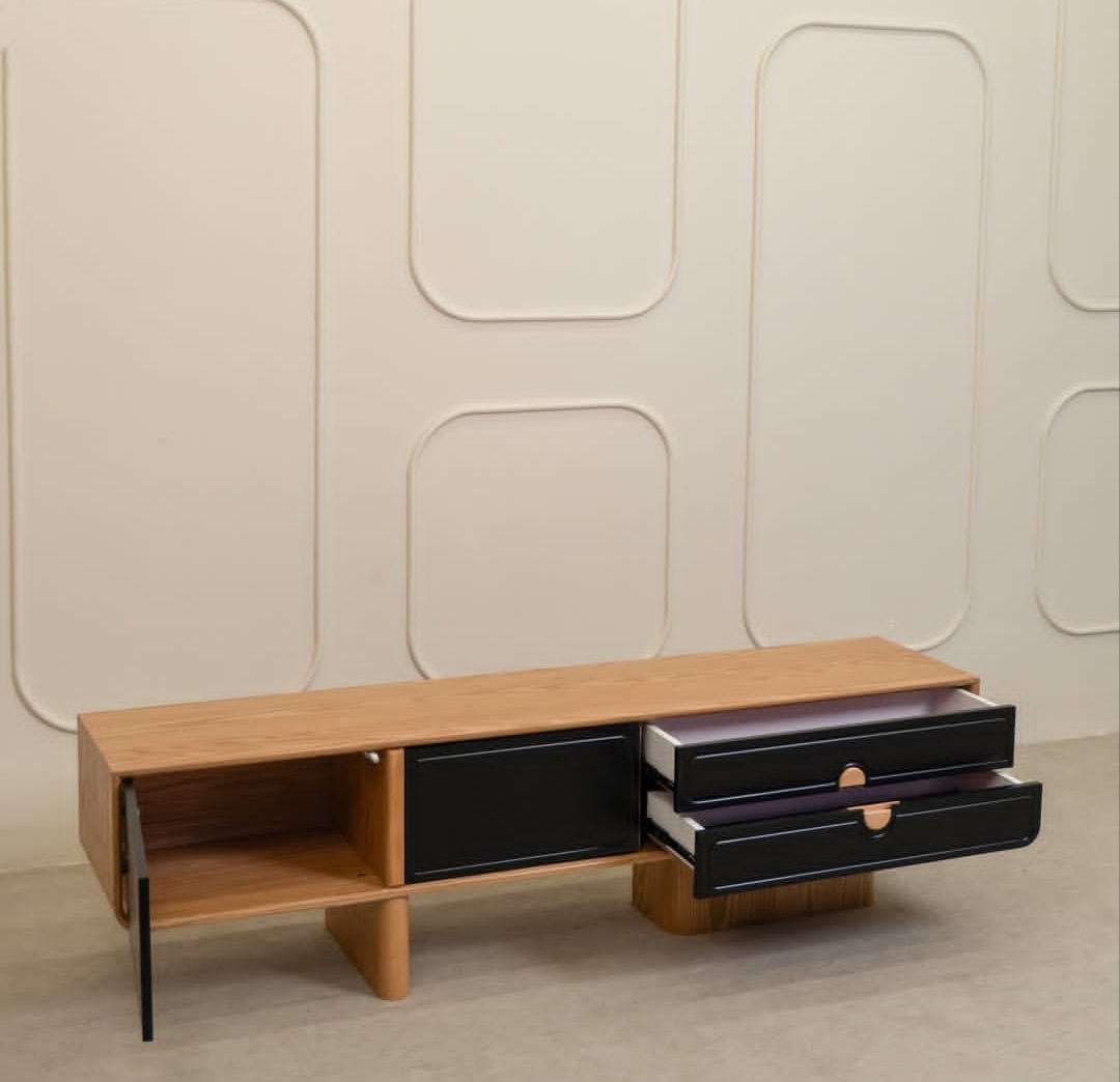 The whole body is MDF Polyurethane paint Natural oak veneer Wooden profile bases
